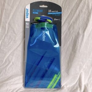 NEW Vapur  Water Bottle  .70 Liter 23oz ~ Stands, Folds, Freezes 🇺🇸